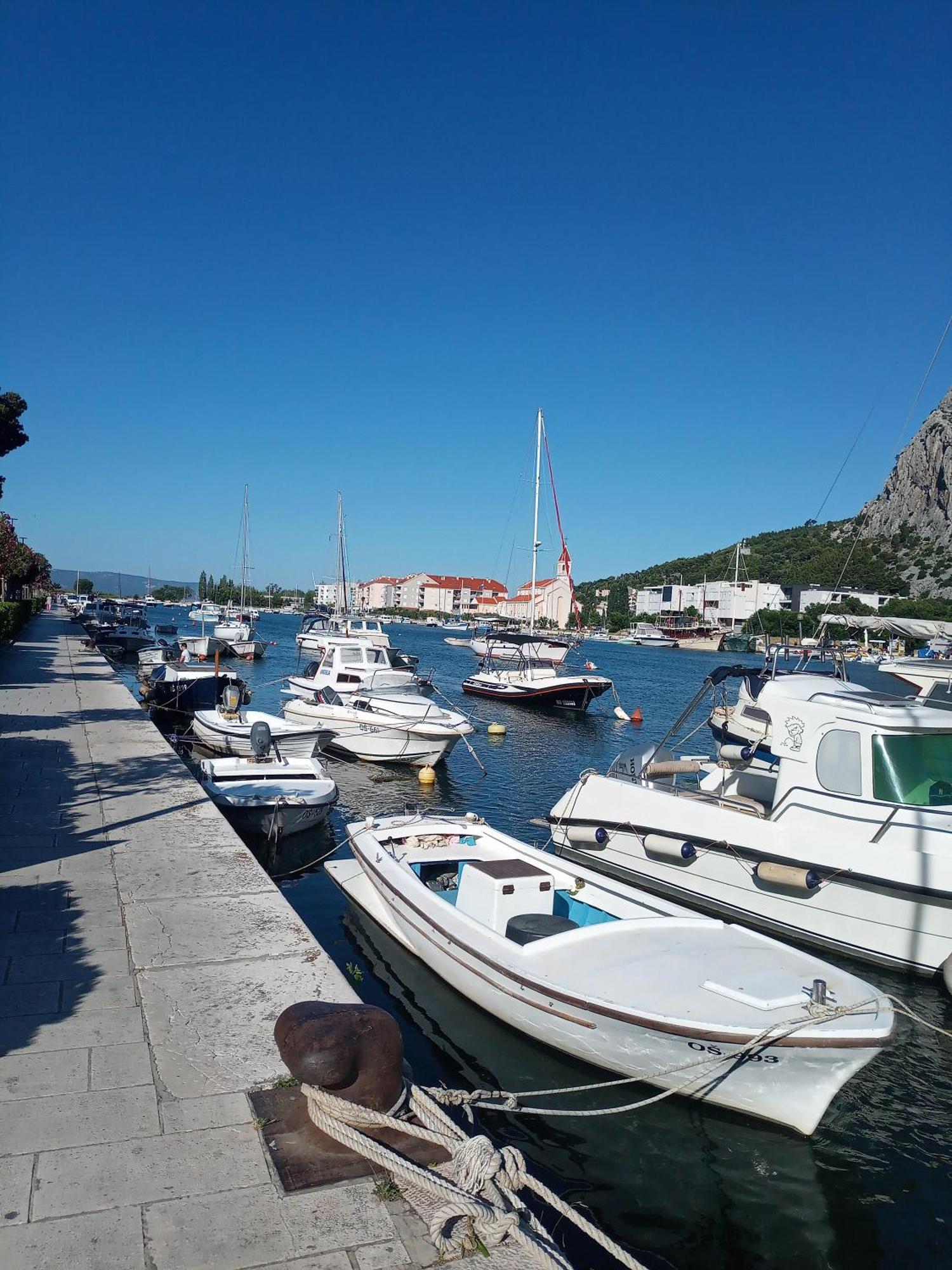 Sea View Panorama Apartment L Omiš Buitenkant foto