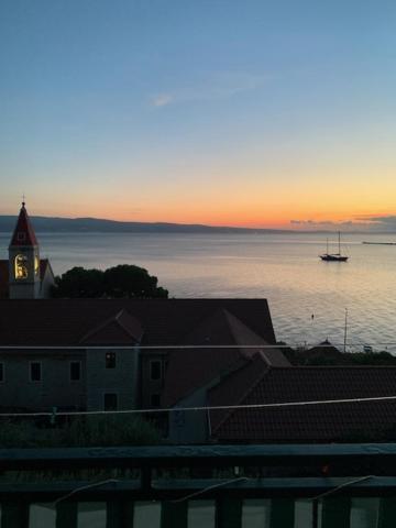 Sea View Panorama Apartment L Omiš Buitenkant foto